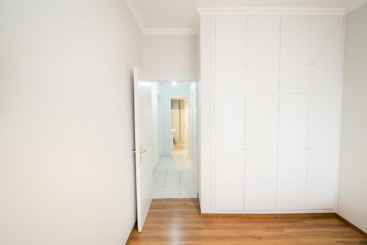 Central Guests Apartment Volos Bagian luar foto
